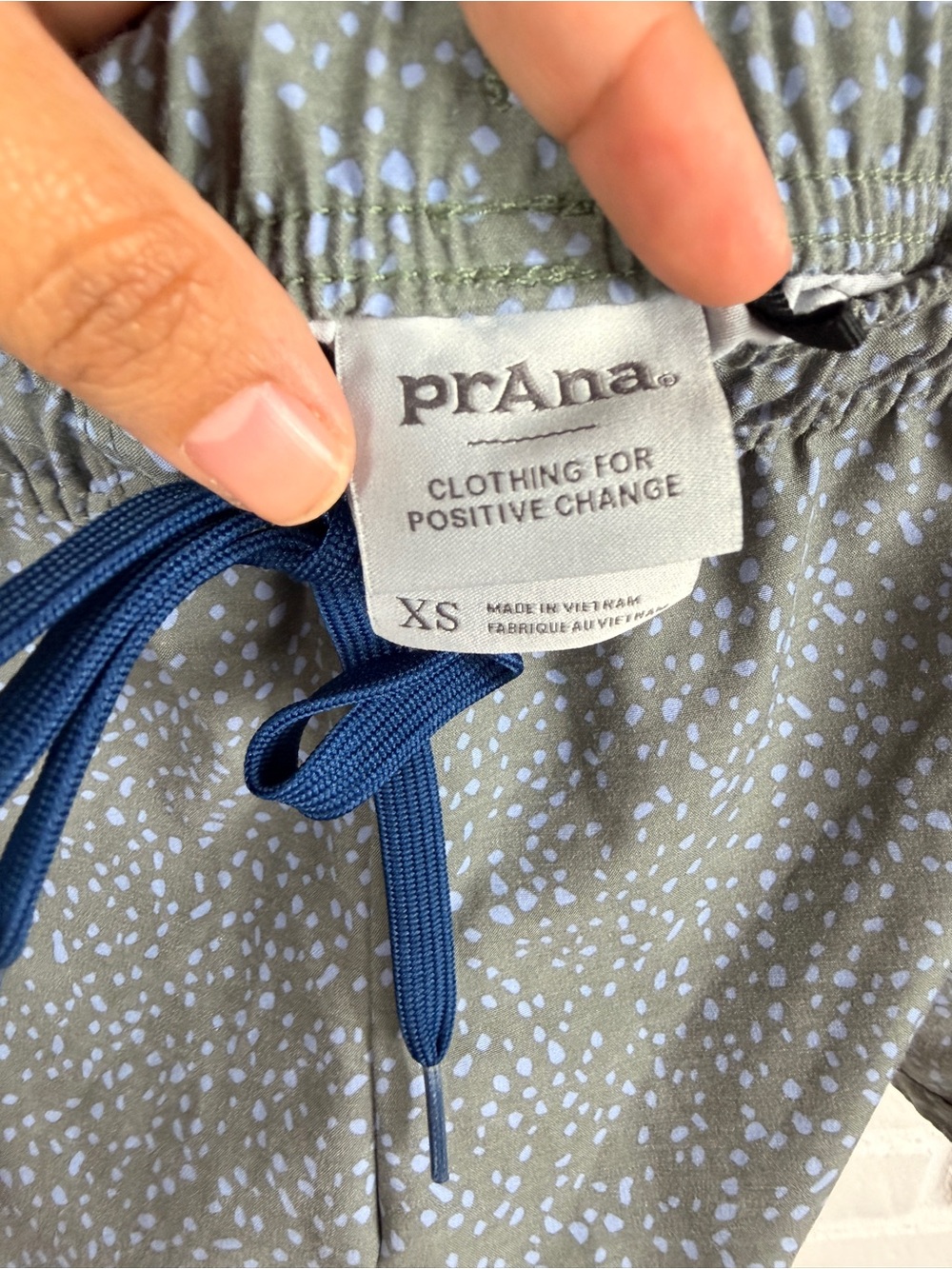 prAna Gray Speckled Athletic Running Shorts XS Sustainable Activewear - Picture 3 of 6